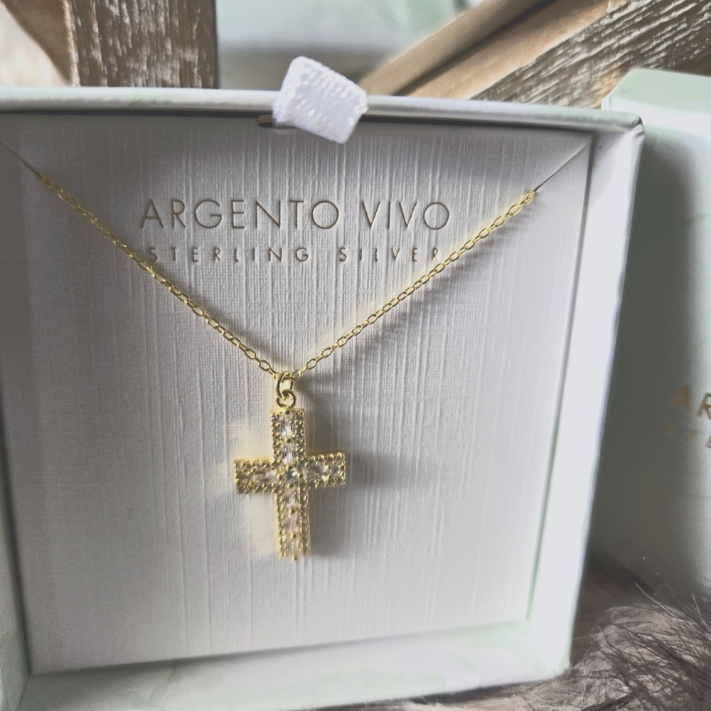 Argento Vivo Cross Pendant Gold